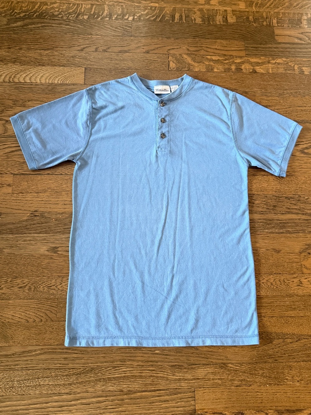 willow bay 90s casual henley t-shirt